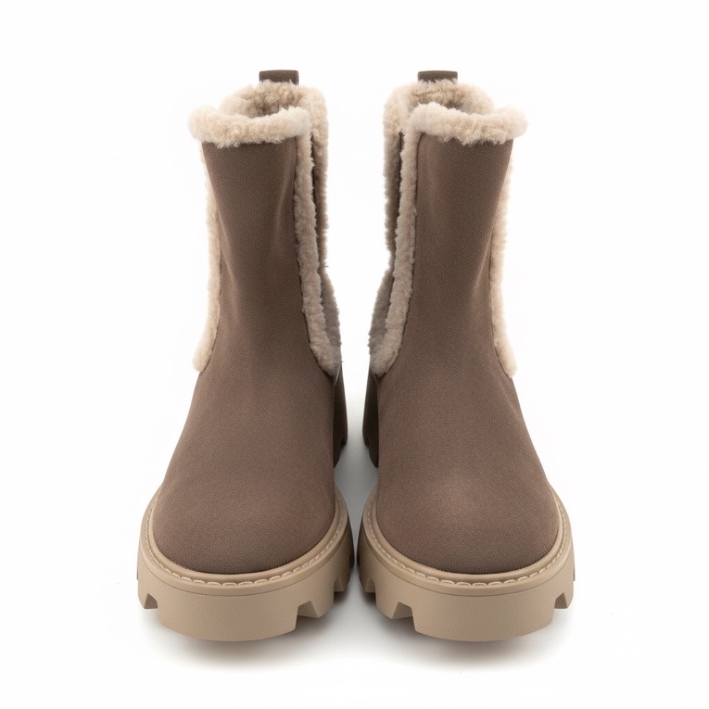 DV by Dolce Vita Vinny  Lug Sole Ankle Bootie Pull On Fur Trim Tan Size 8  New - Picture 2 of 3